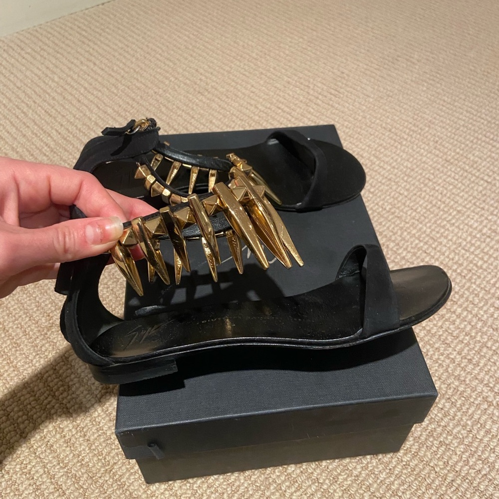 Giuseppe Zanotti Black and gold sandals